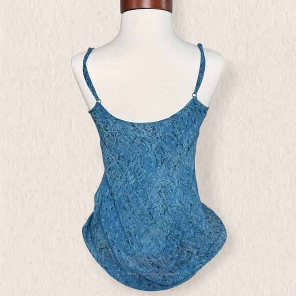 Cabi‎ Blue Abstract Print Slip Cami Tank Top Women’s XS Y2K Minimalist Layering - Picture 4 of 9
